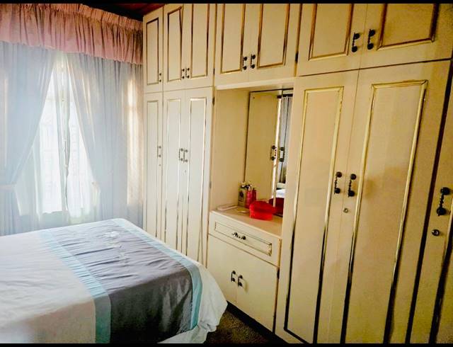 3 BEDROOM HOUSE TO LET IN SHALLCROSS